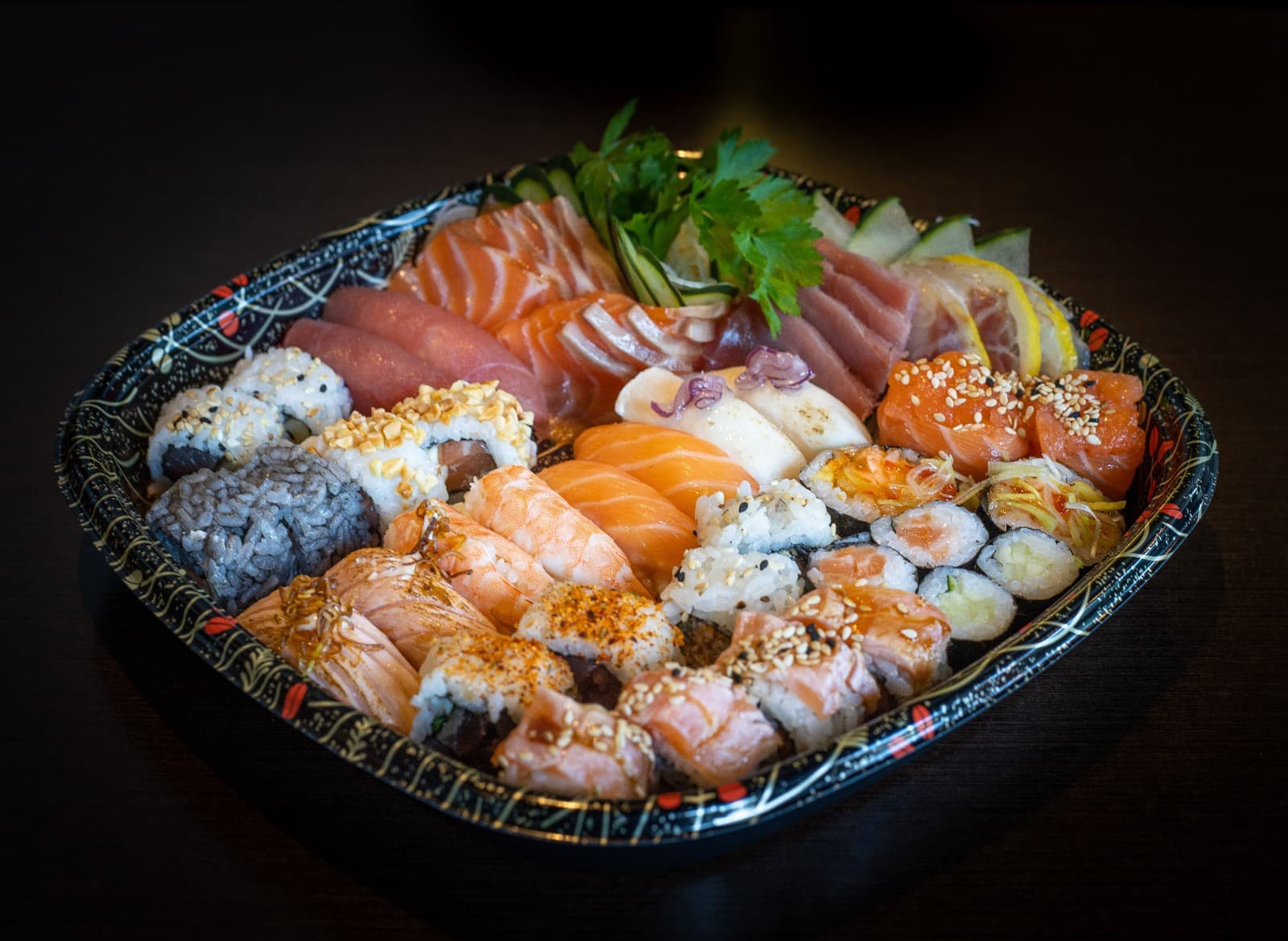Koko plated sushi detail